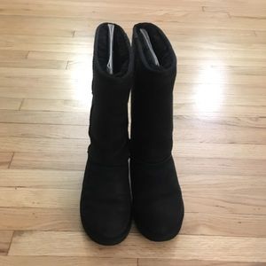 UGG Classic Tall in Black